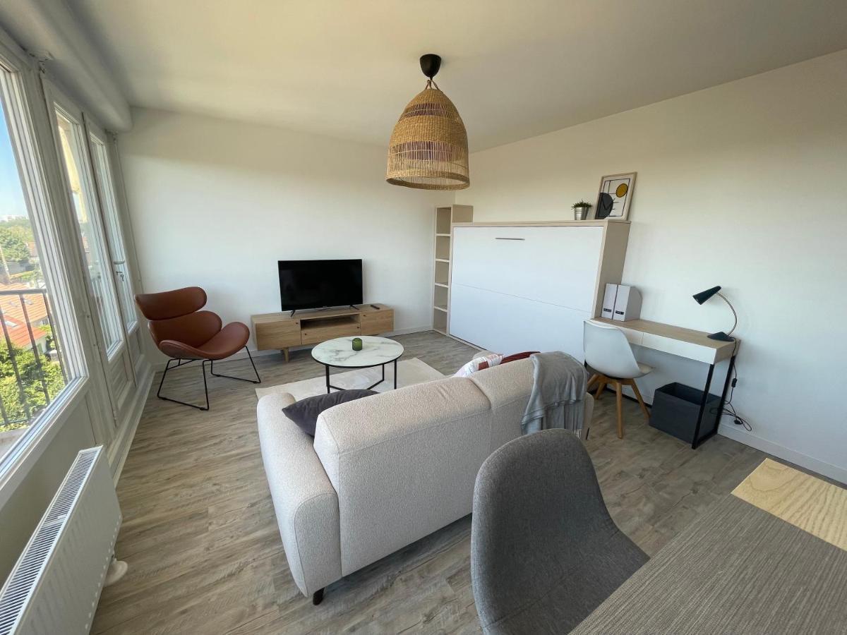 شقة Saint-Pryvé-Saint-Mesmin  في Studio Lumineux / Parking / Sud Loire المظهر الخارجي الصورة